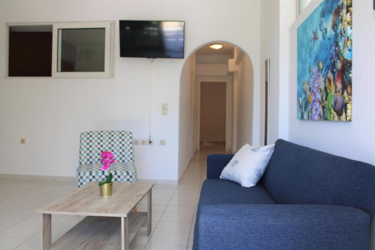 Kalamaki Plaza Apartments Екстер'єр фото
