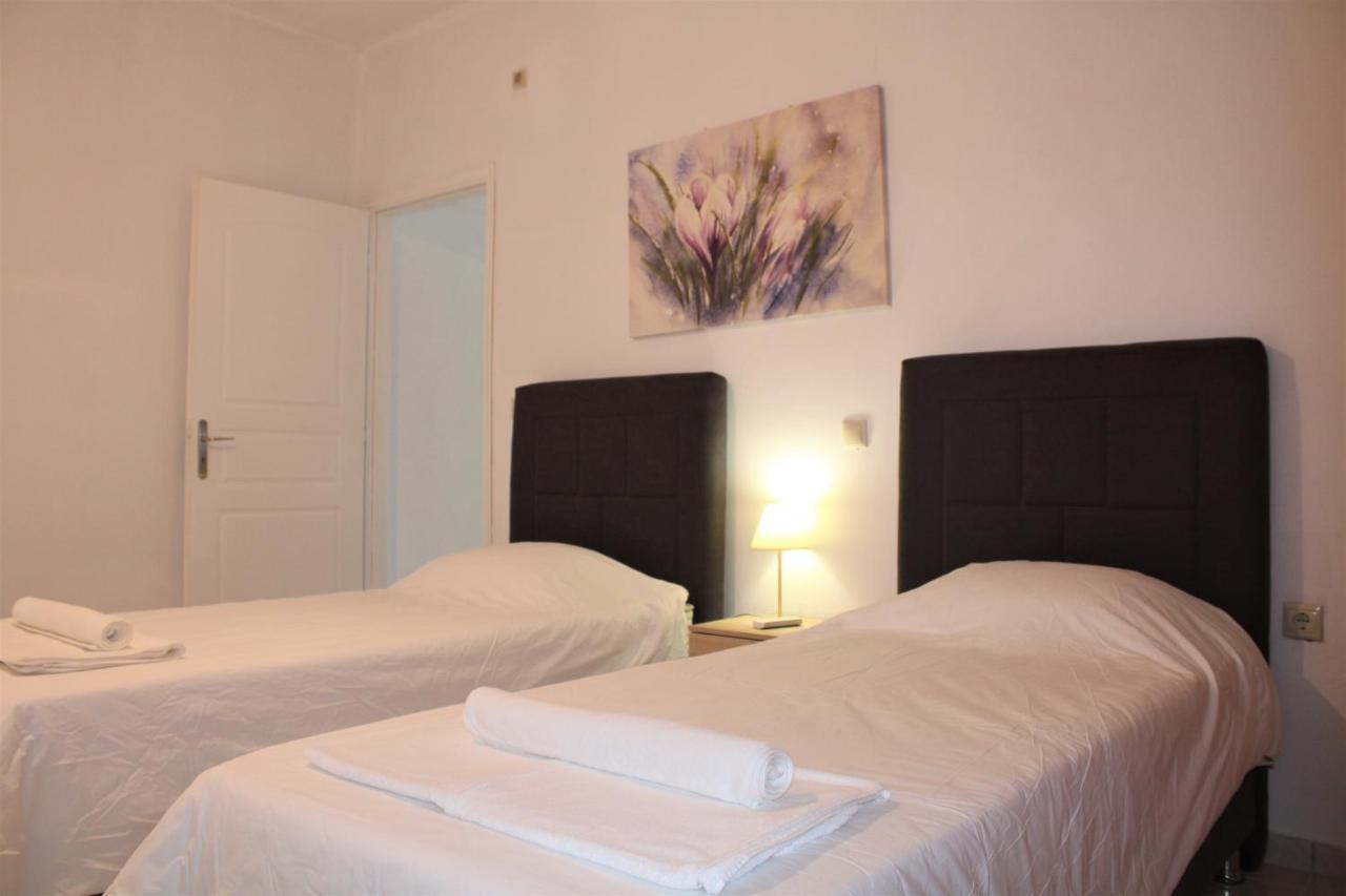 Kalamaki Plaza Apartments Екстер'єр фото