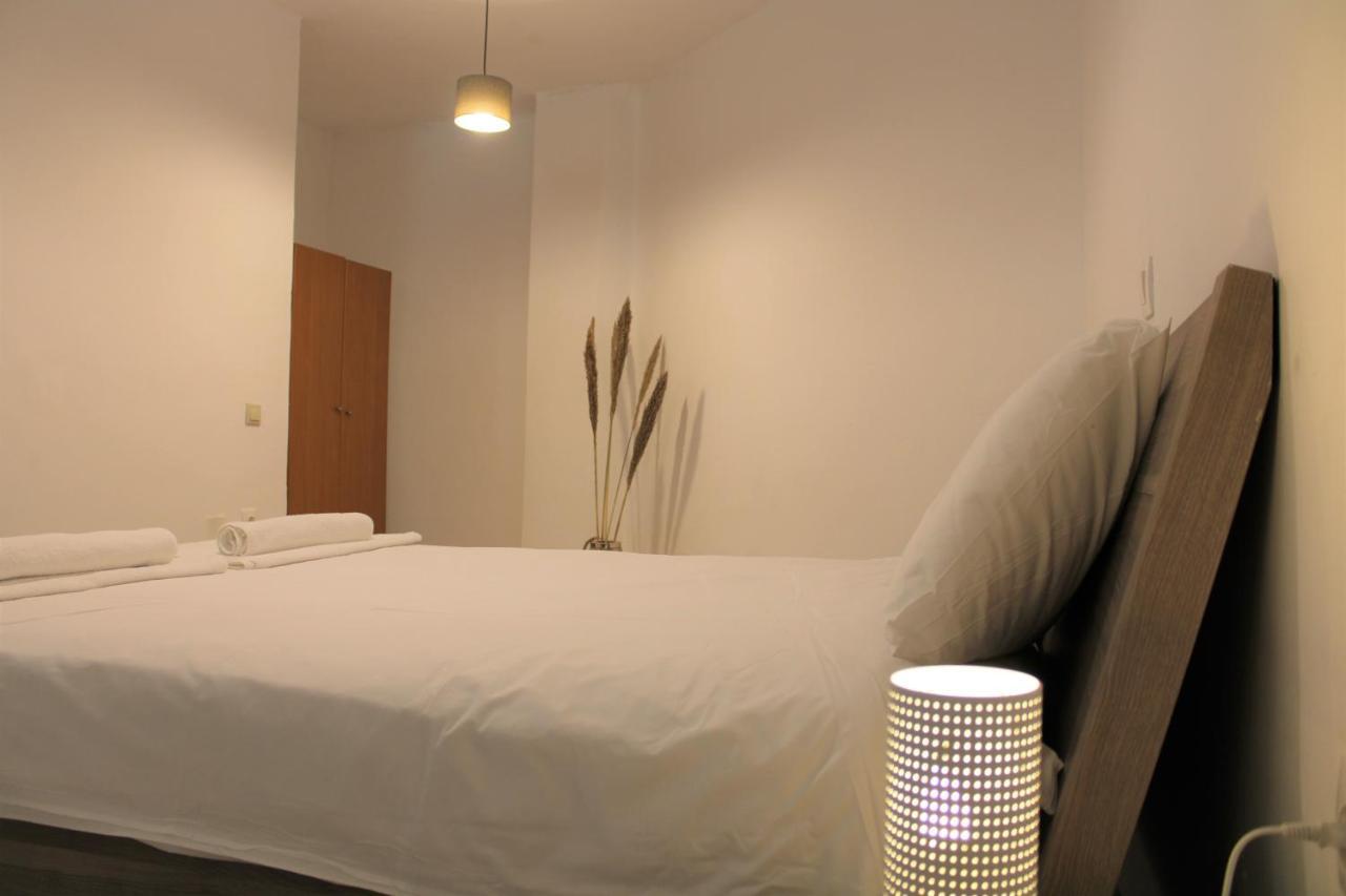 Kalamaki Plaza Apartments Екстер'єр фото