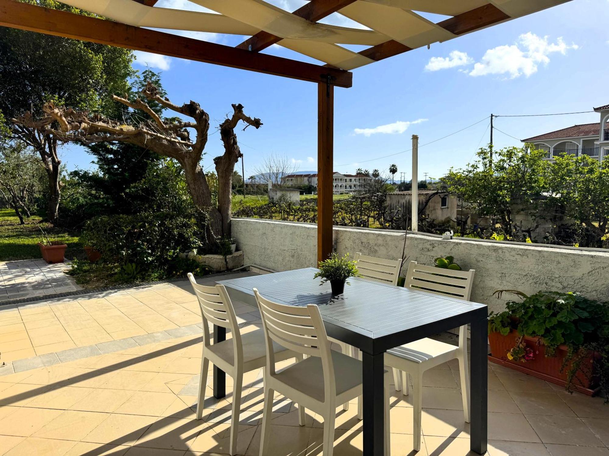 Kalamaki Plaza Apartments Екстер'єр фото